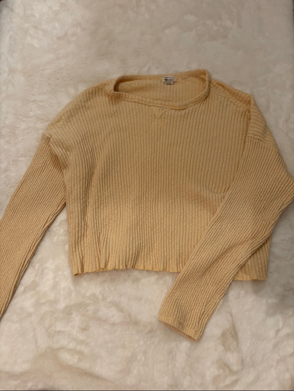 Billabong Lightweight Ribbed Cropped Sweater in Pale Yellow